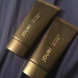 Jouer Matte Moisture Tint